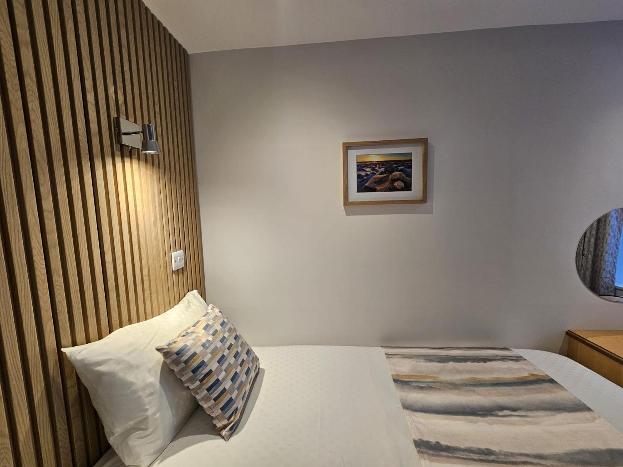 Balmoral Hotel 3*